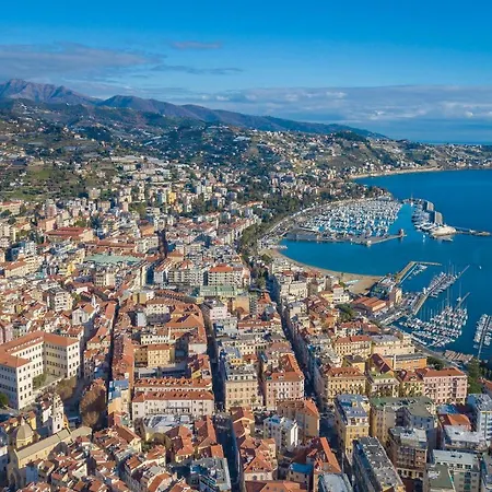 Anna Station 200m From The Sea - Happy Apartment Sanremo